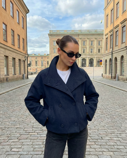 Dam Ulljacka med Dubbelknäppning & Kort Vårdesign